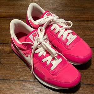 Nike Women's Hot Pink and White Sneakers 6Y